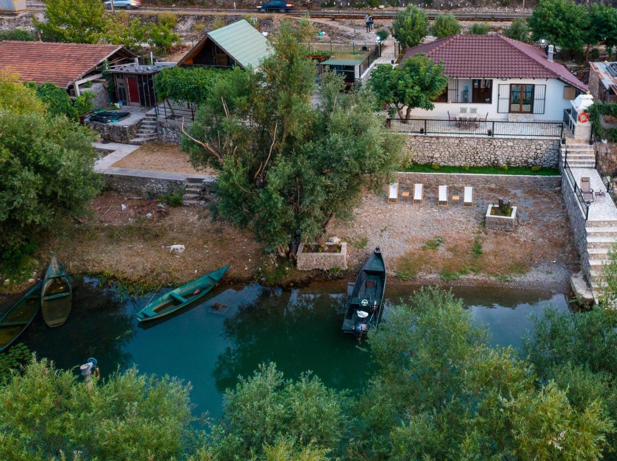 Ferienwohnung Luxury House Lotos Golubovci Exterior foto
