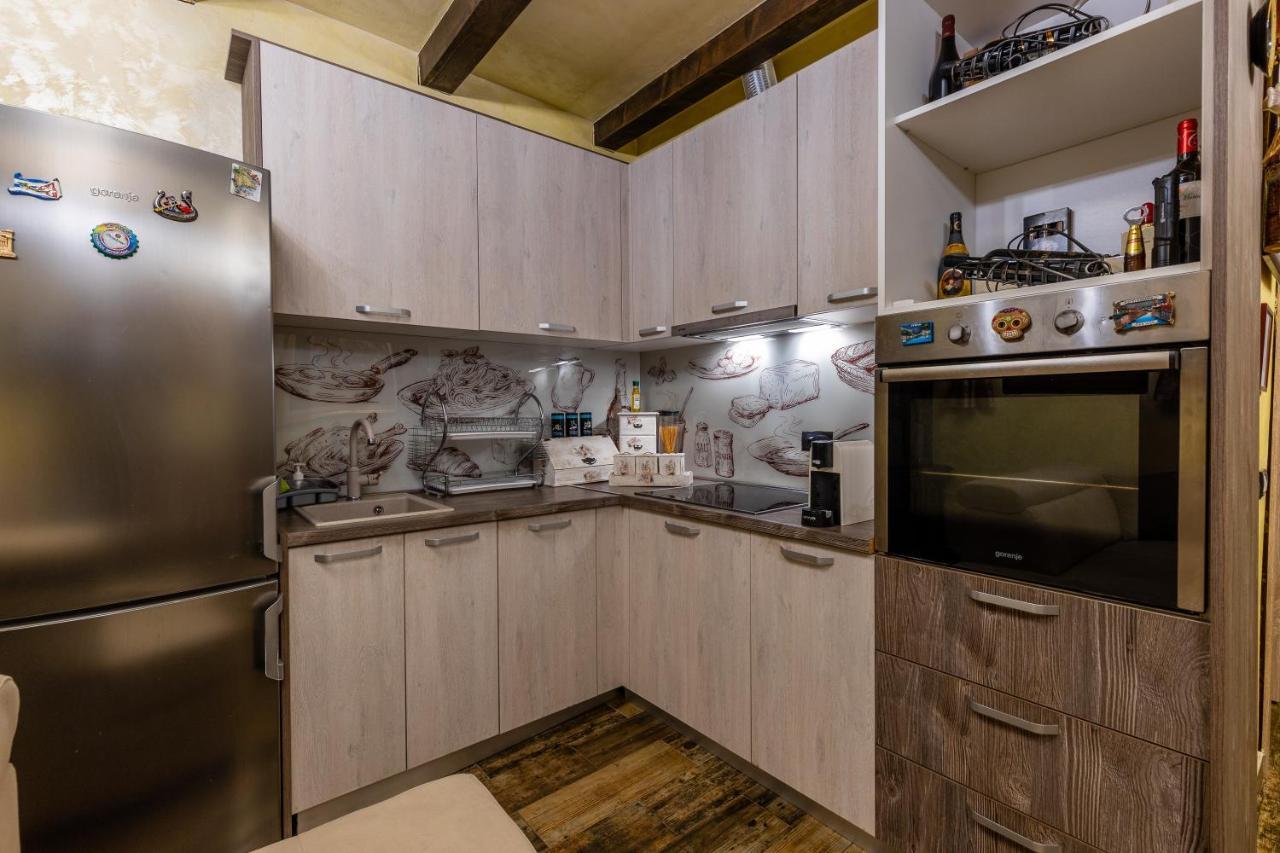 Ferienwohnung Luxury House Lotos Golubovci Exterior foto